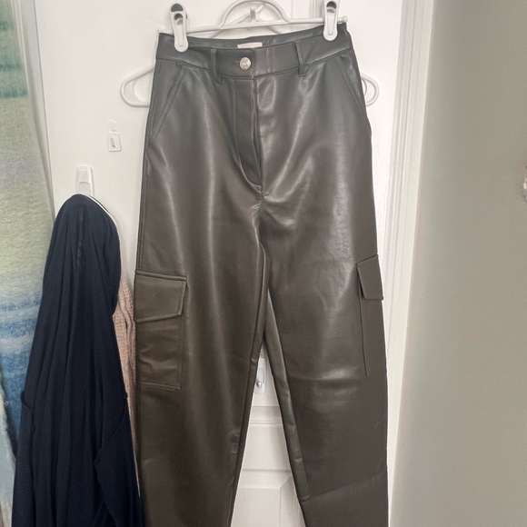 Wilfred Faux Leather Cargo Pants - Picture 5 of 7